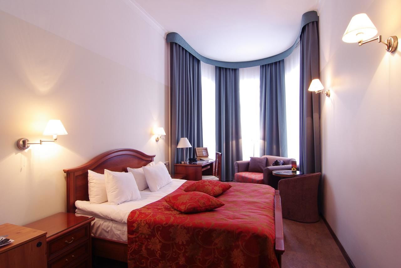 Отель Hotel St. Barbara Таллин